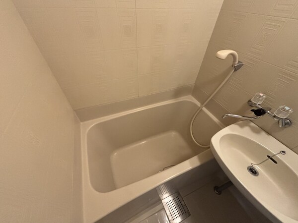 バス／シャワールーム等(バス／シャワールーム等)