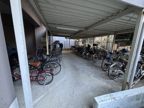 共有部分(駐輪場)