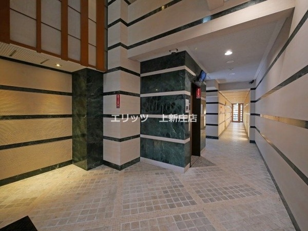 エントランス(エントランス)