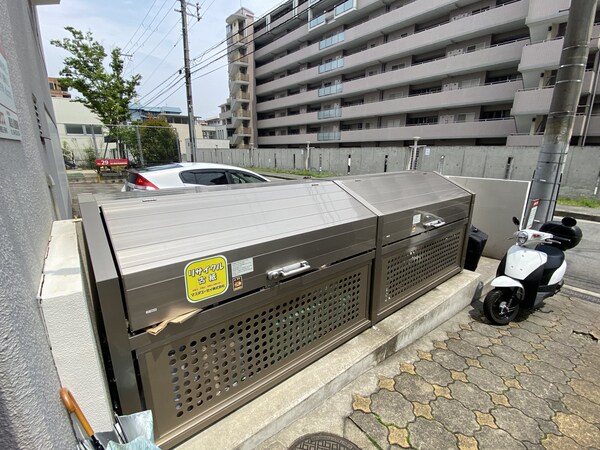 駐車場(駐車場)