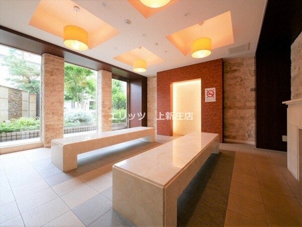 エントランス(エントランス)