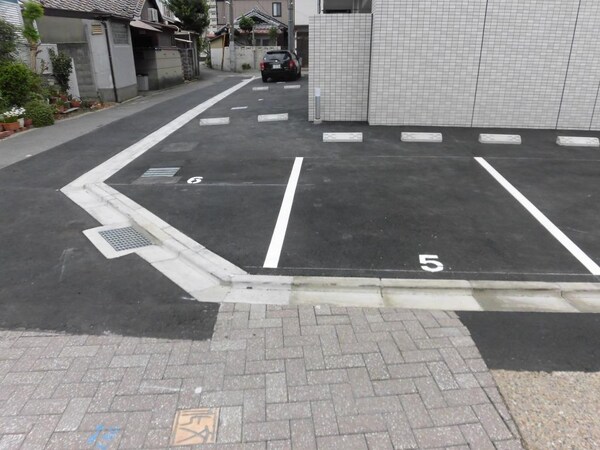 駐車場(駐車場)