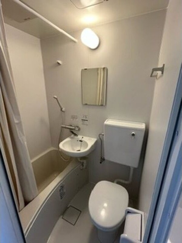 バス／シャワールーム等