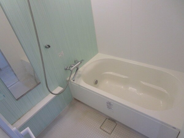 バス／シャワールーム等(バス／シャワールーム等)