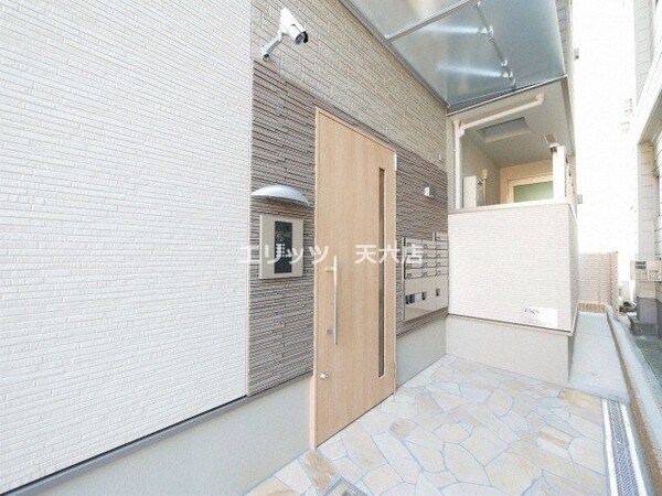 エントランス(庭)