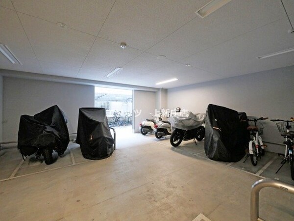 駐車場(駐輪場)