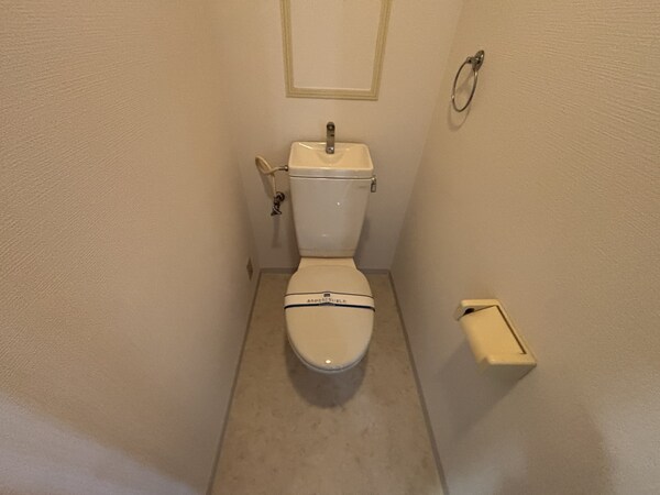 トイレ(トイレ)