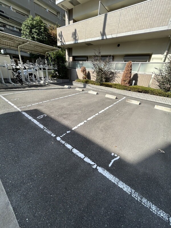 駐車場(駐車場)