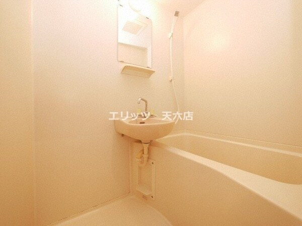 バス／シャワールーム等(バス／シャワールーム等)