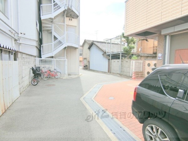 その他(前面道路)