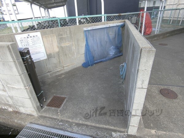 設備(ゴミ置き場)
