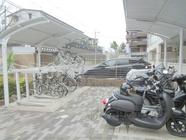 その他(駐輪場)