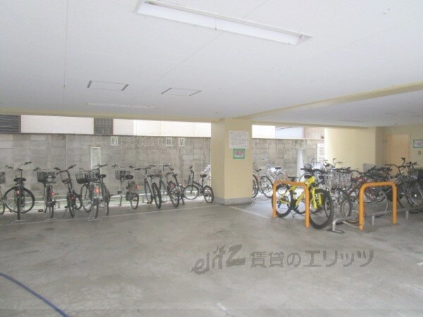 その他(駐輪場)