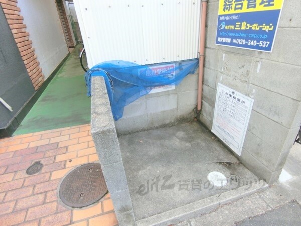 共有部分(ゴミ置き場)