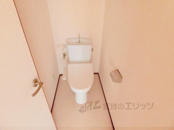 トイレ(トイレ)