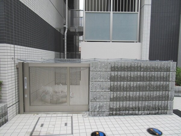 共有部分(ゴミ置き場)