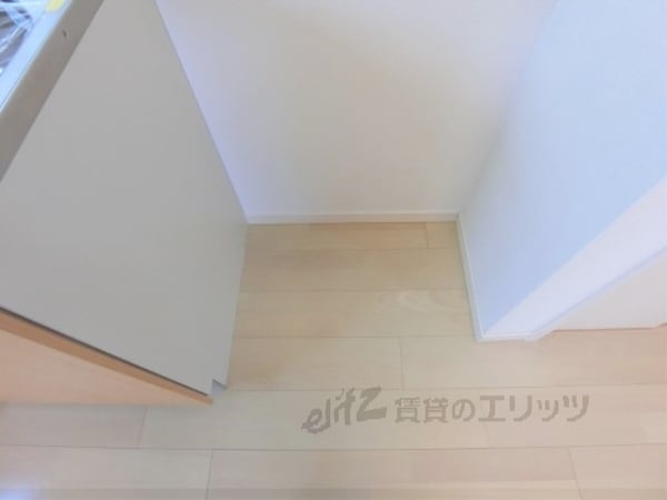 設備(冷蔵庫置場)