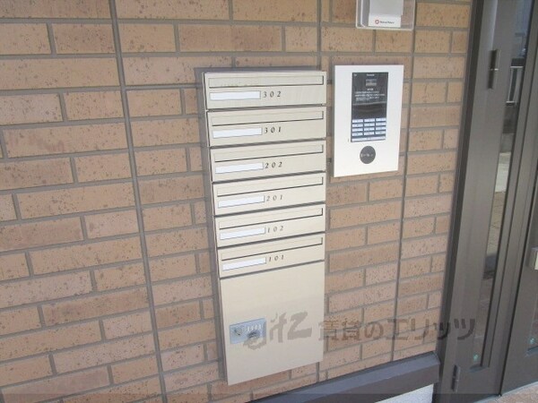 玄関(集合ポスト)