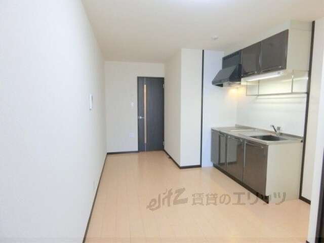 物件内観写真2　(居室)