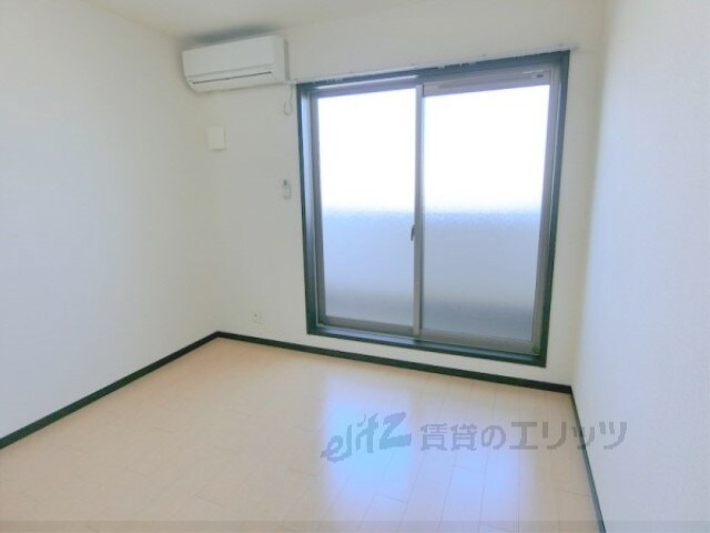 物件内観写真6　(洋室)