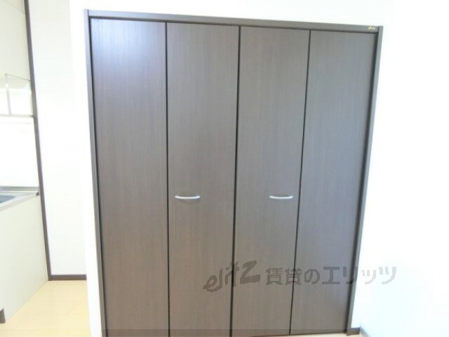 物件内観写真16　(収納)