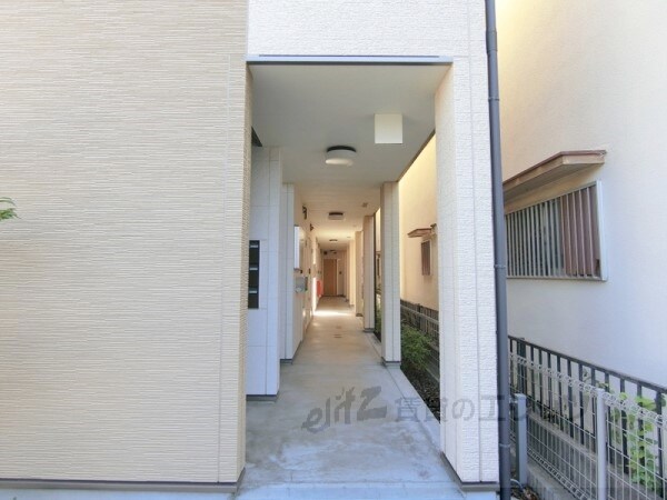 物件内観写真20　(エントランス)