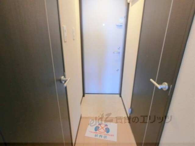 物件内観写真24　(玄関)