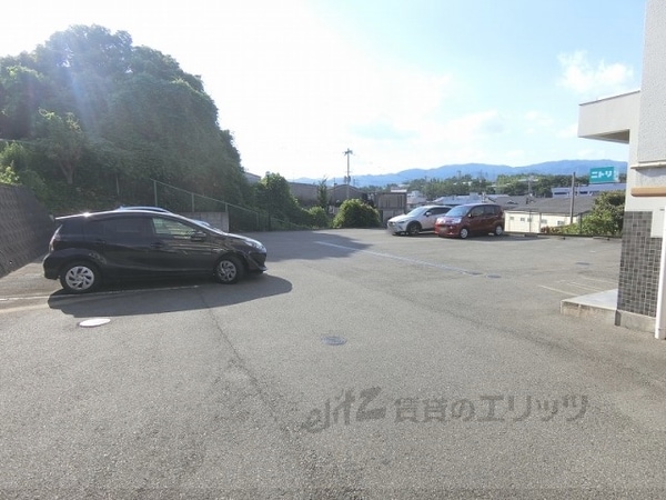 駐車場(駐車場)