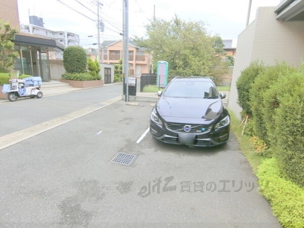 駐車場(駐車場)