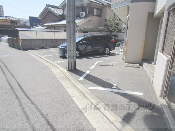 駐車場(駐車場)