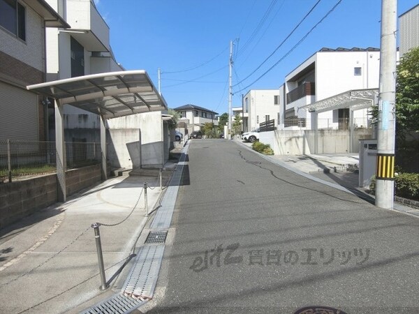 その他(前面道路)