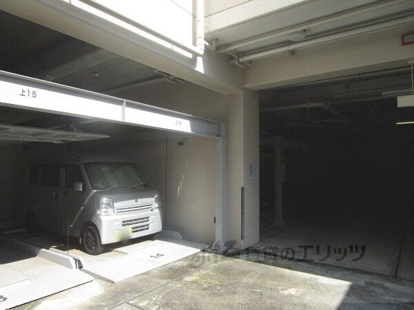 駐車場(駐車場)