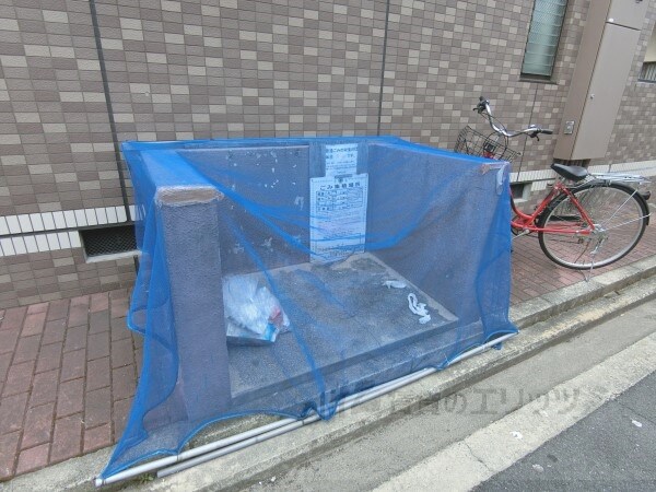 共有部分(ゴミ置き場)