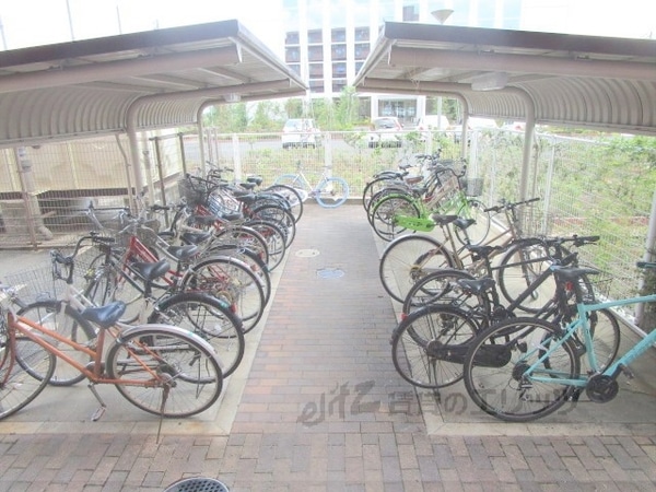 その他(駐輪場)