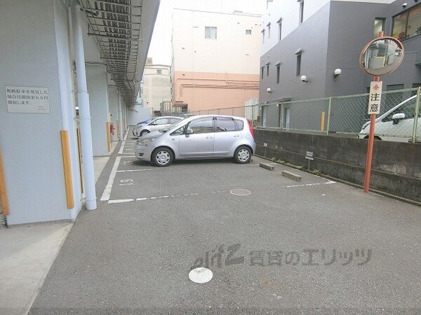 駐車場(駐車場)