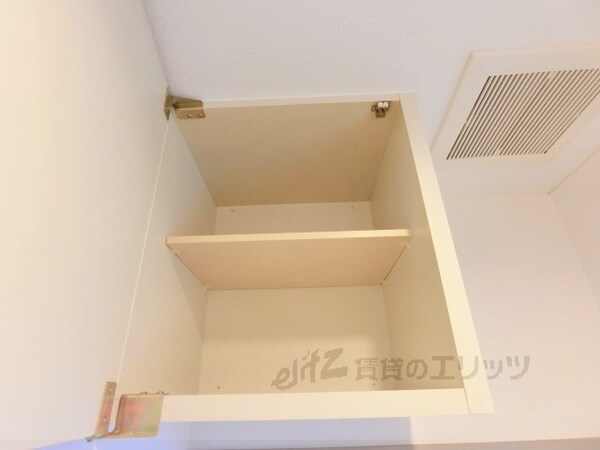 キッチン(上収納)