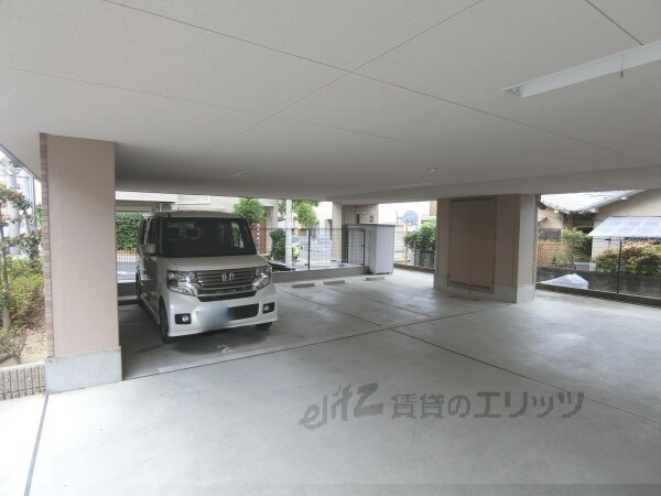 駐車場(駐車場)