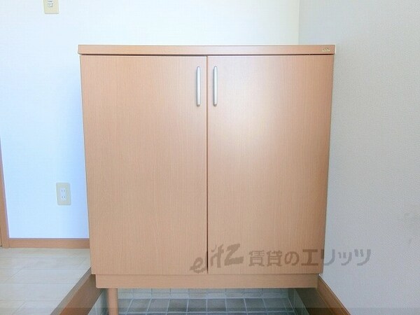 設備(下駄箱)
