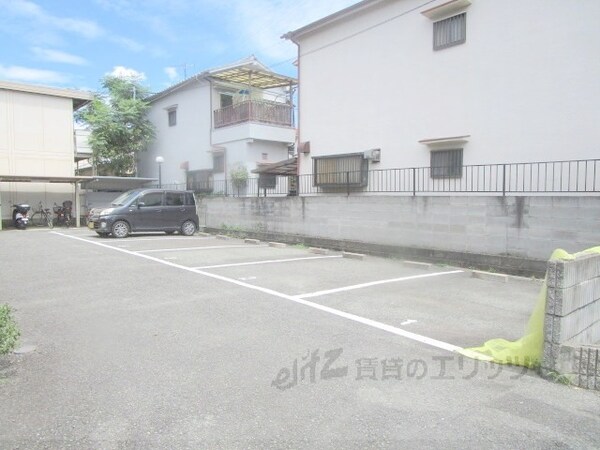 駐車場(駐車場)