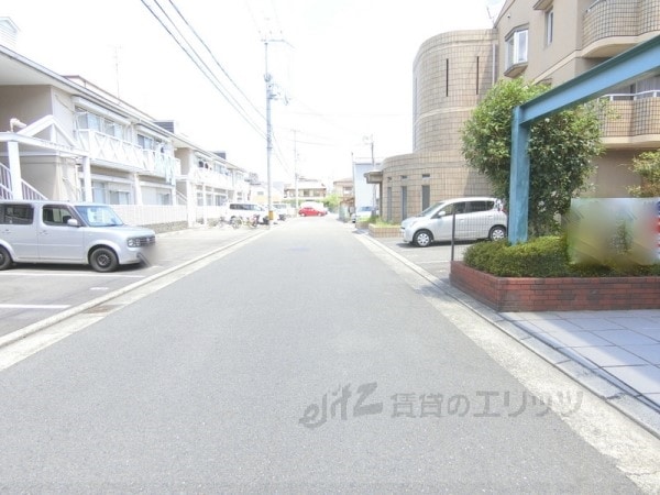 その他(前面道路)