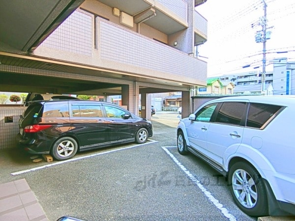 駐車場(駐車場)