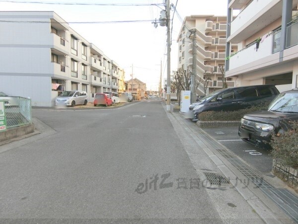 その他(前面道路)