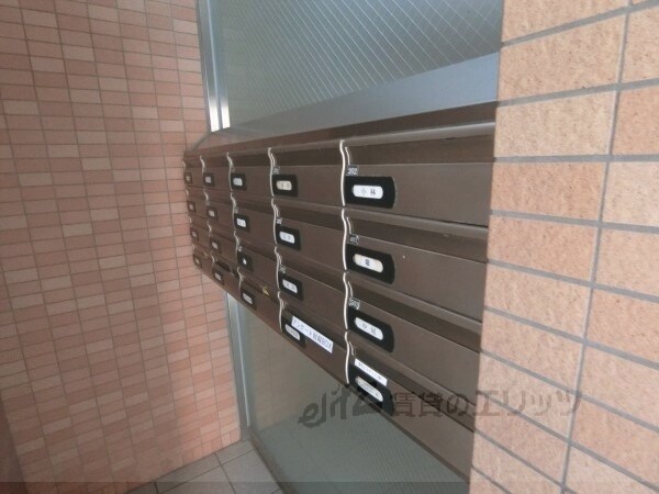 ロビー(集合ポスト)