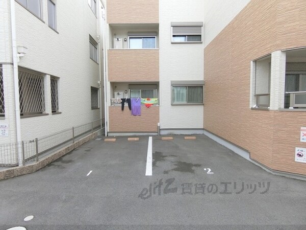 駐車場(駐車場)