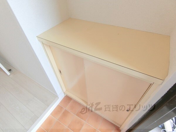 設備(下駄箱)