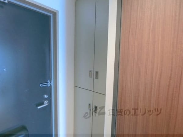 設備(下駄箱)