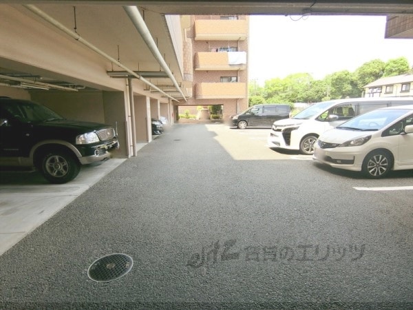 駐車場(駐車場)