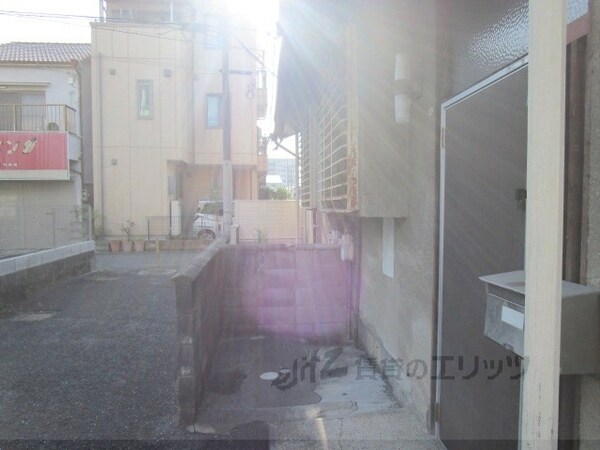 その他(玄関前)