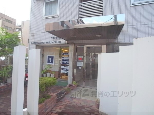 物件内観写真11　(エントランス)