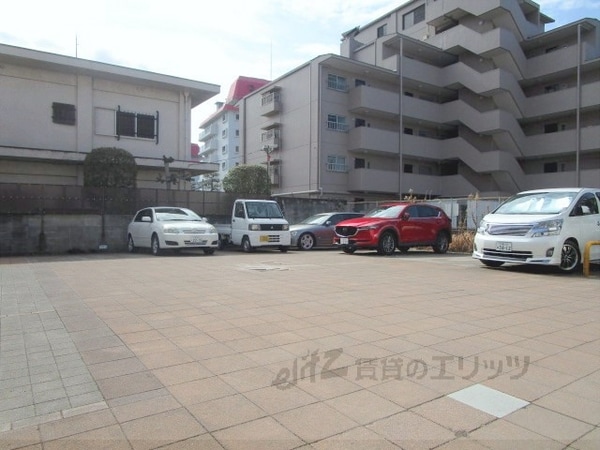 駐車場(駐車場)